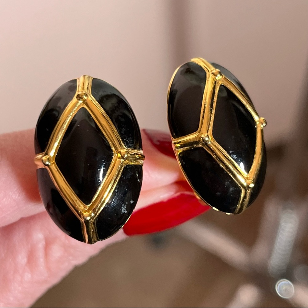 Monet Vintage 1990 Retro Gold Black Enamel Classic Mobwife Oversized Earrings